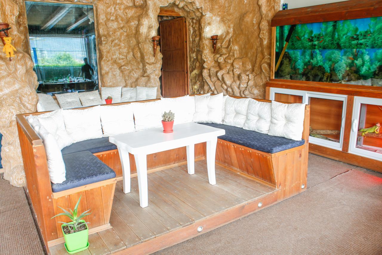 Hotel Shpella Berat Exterior photo