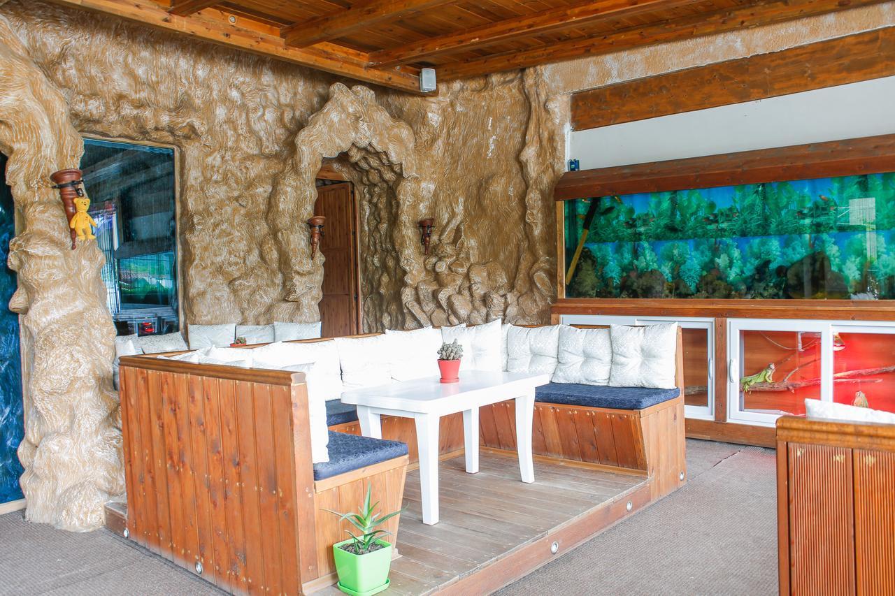 Hotel Shpella Berat Exterior photo
